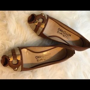 SOLD-Salvatore Ferragamo flats